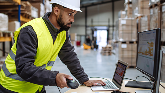 warehouse management software showing status and results of warehouse processes